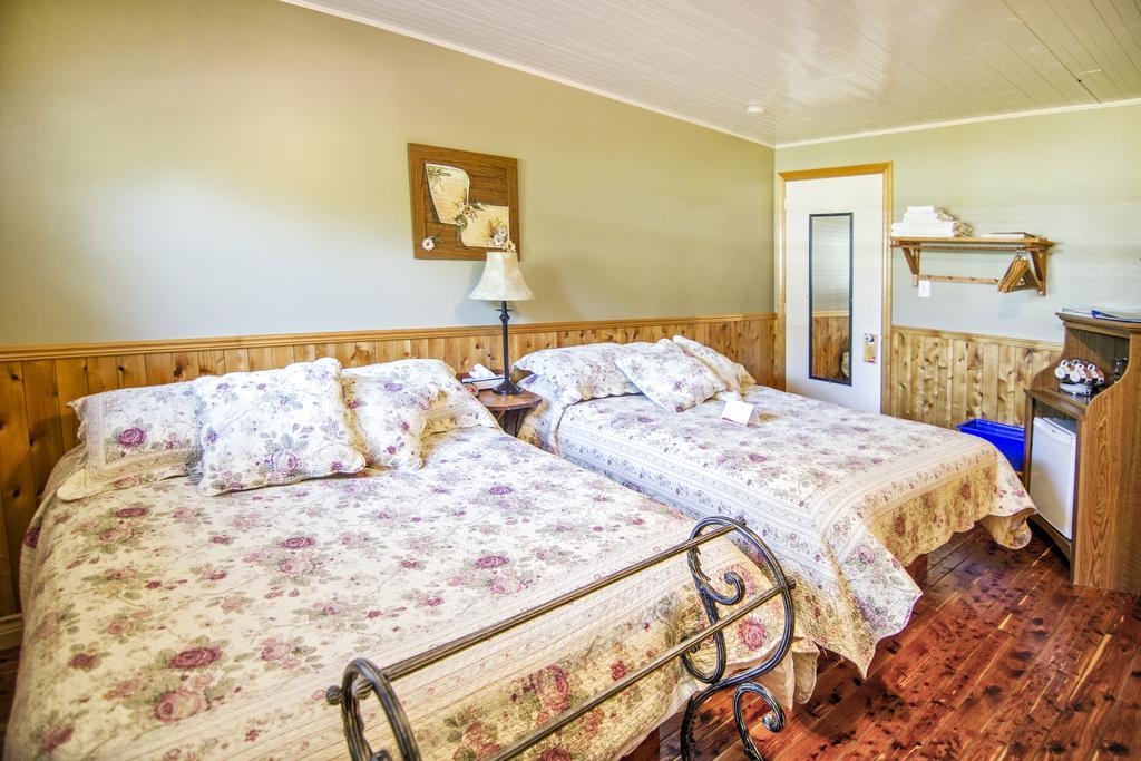 Auberge Au Soleil Levant Piopolis Екстер'єр фото